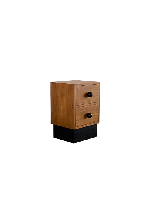 Mamun Sidetable
